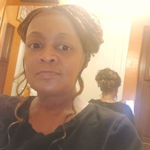 Meet your Posher, Tonya